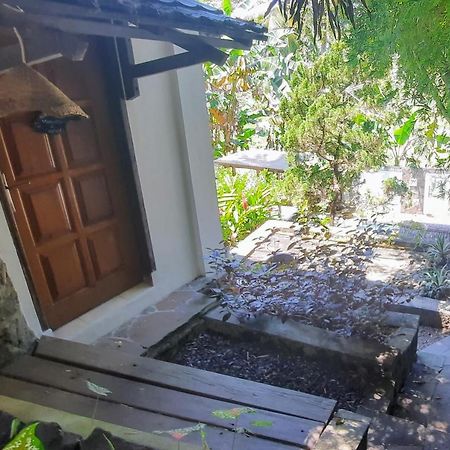 Guesthouse The 4 Fish Manado Luaran gambar