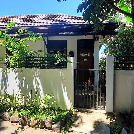 Guesthouse The 4 Fish Manado Luaran gambar